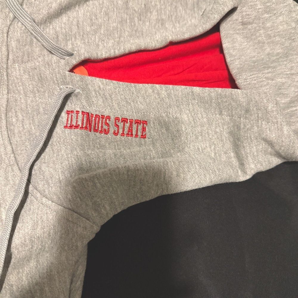 Men's Colosseum Heathered Gray Illinois State Redbirds Arch & Logo 3.0 Pullover - Picture 3 of 6